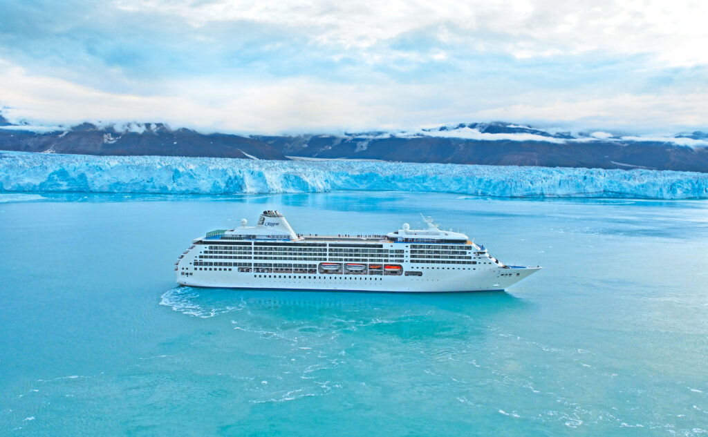 Regent Seven Seas at Hubbard Glacier